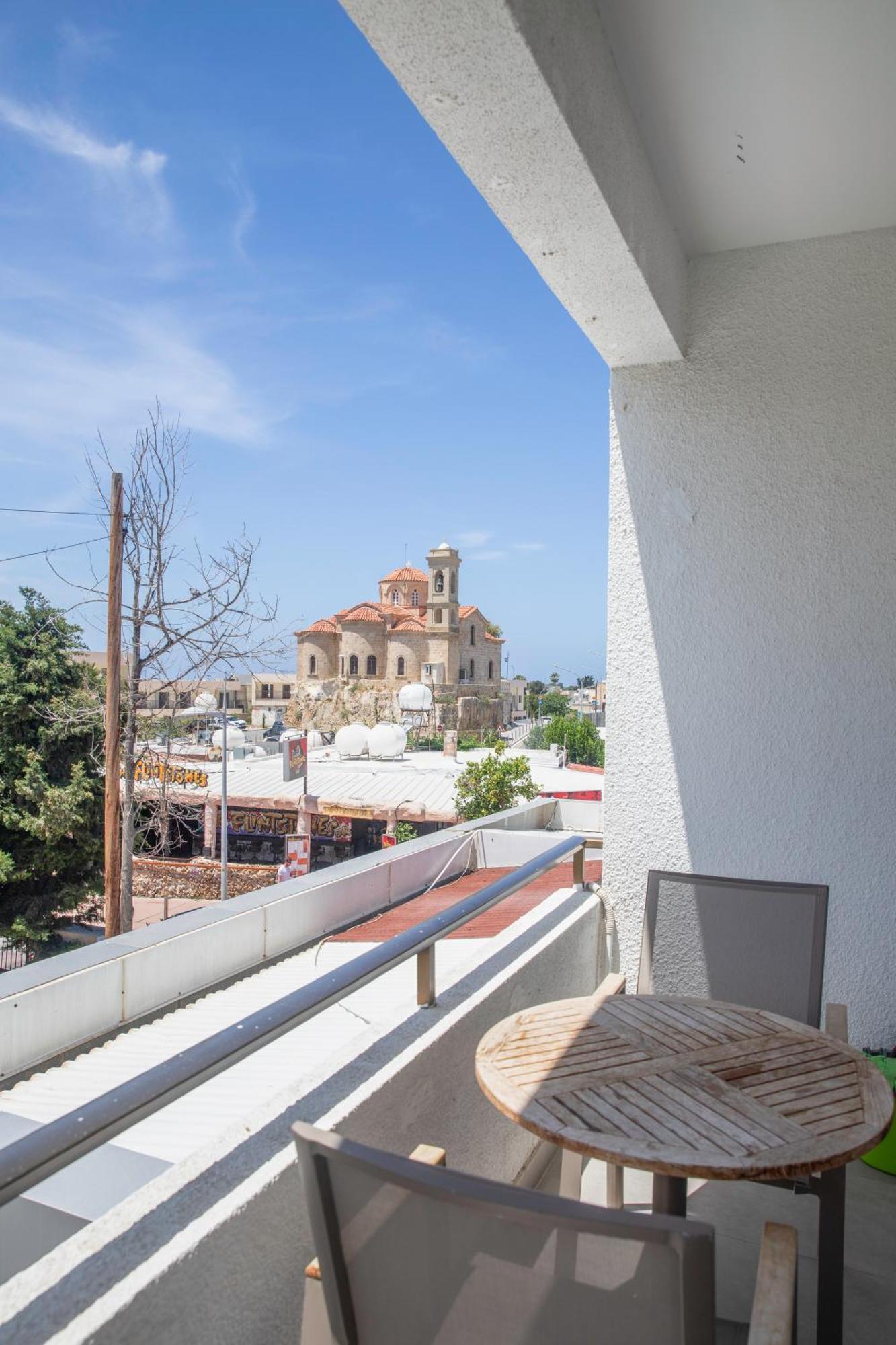 Papadavid Apartments Paphos Exterior photo